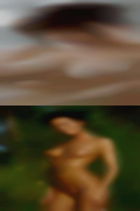 Apple text hot girls shaped body!!!